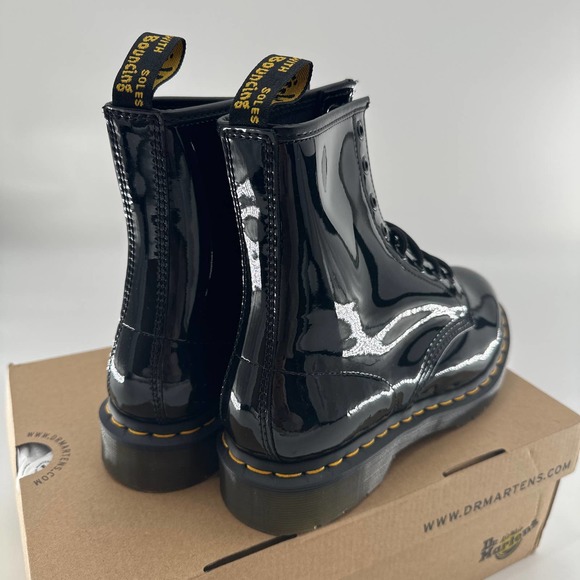 Dr. Martens 1460 Women's Patent Leather Lace Up Combat Boots 9 - Picture 4 of 14